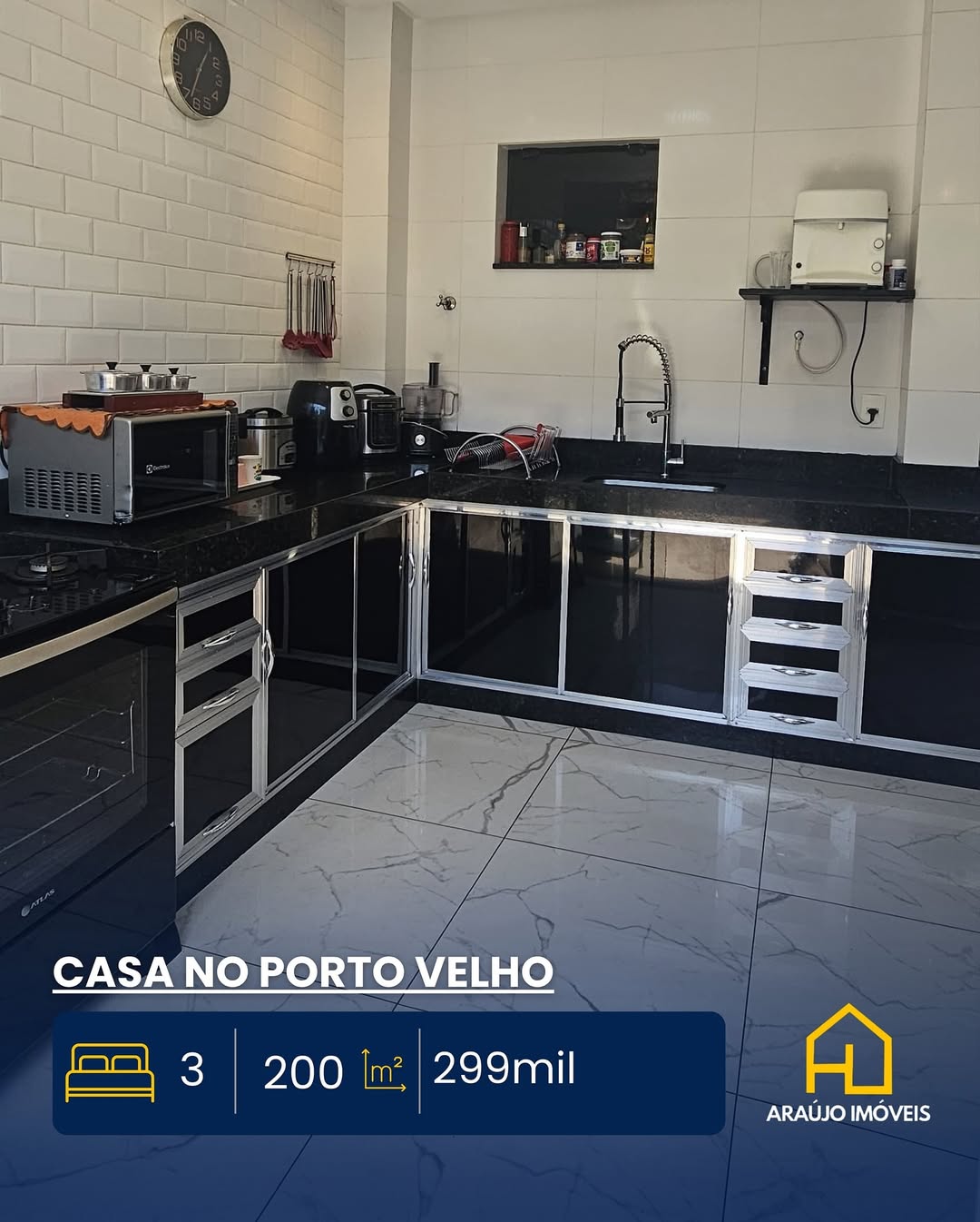 Casa no Bairro Porto Velho – OPORTUNIDADE!✅ Lote com aproximadamente 110 m²✅ Aproximadamente 200