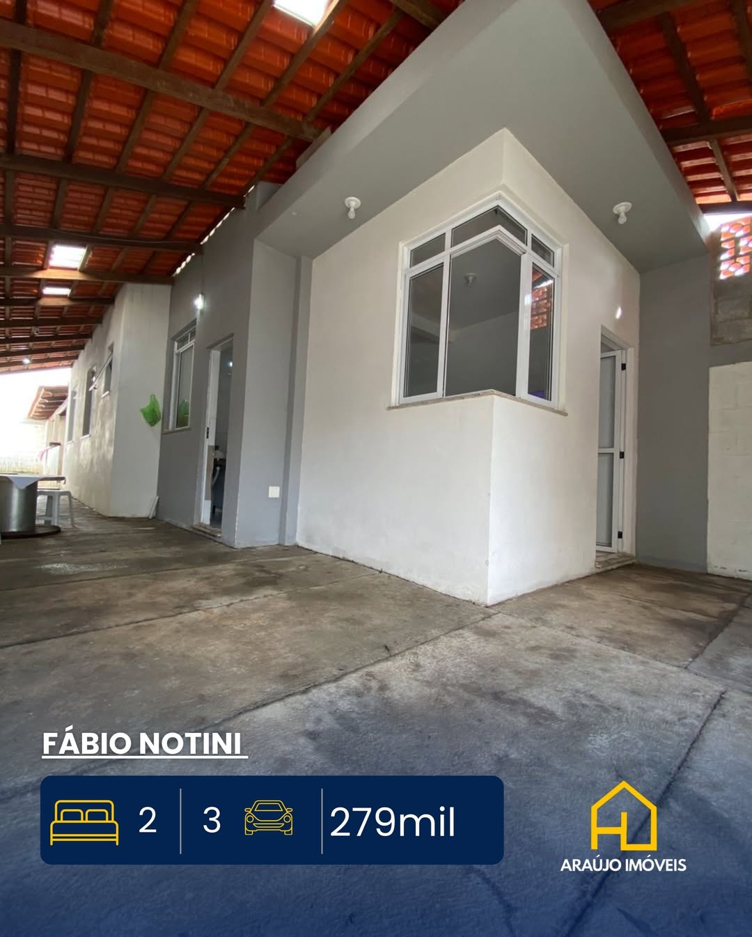 Casa no Fábio Notini 2 quartos SalaCozinha americana Banheiro 3 vagas de garagem Varanda colonia